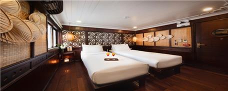 Hải trình Khám phá Vịnh Hạ Long Bhaya Cruise 2 ngày 1 đêm